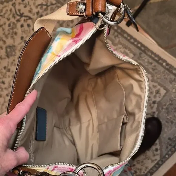 Coach Hamptons Watercolor Scribble Hobo Bag C0985-11754 EUC Purse Y2K 2009 - Picture 6 of 16